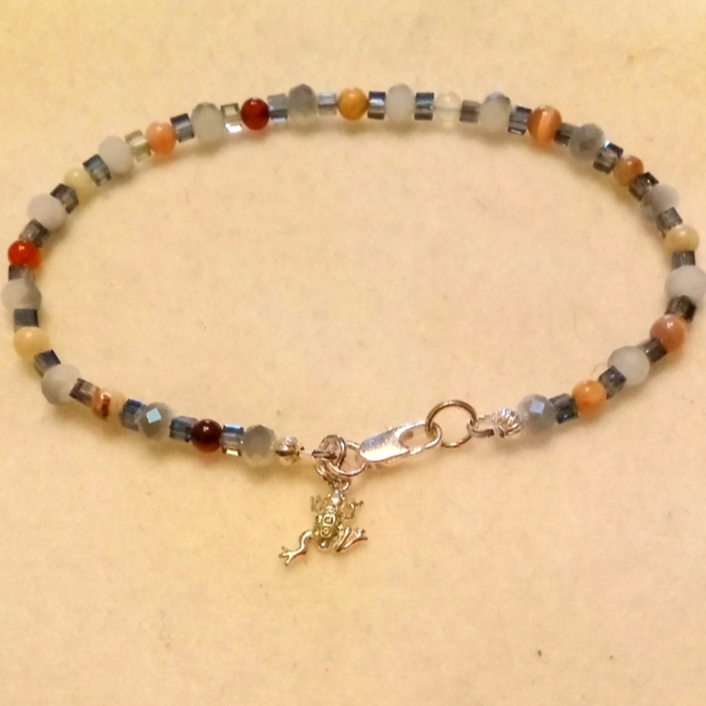SOLD -See Photos: Size 9 / 9 1/2 inch Gems & Mixed Color of Beads Ankle Bracelet